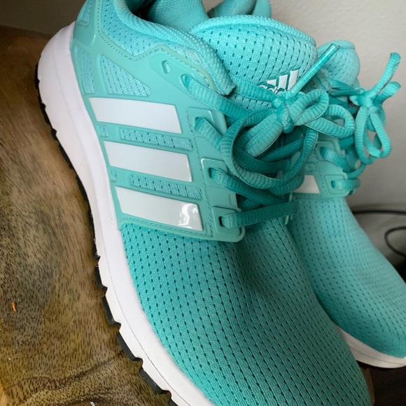 adidas cloudfoam teal